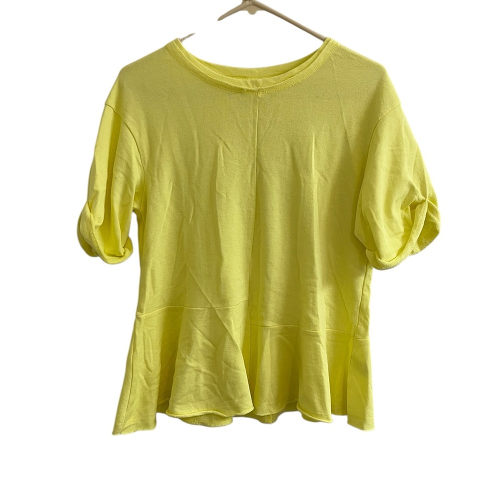 Caslon Yellow Flounce Hem Women's Size S Knit Top Short Sleeve Raw Hem Ruffle